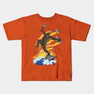 King Kong on the ocean Kids T-Shirt